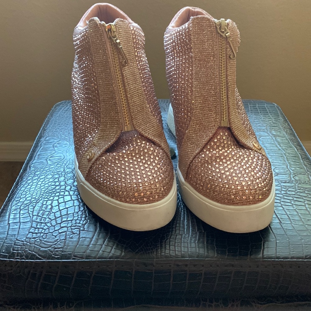 Juicy Couture Juniper Bling shoes 8.5